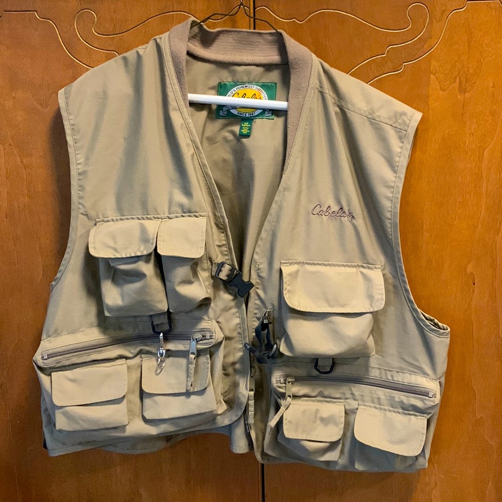 Cabela’s fishing hunting tactical vest size L